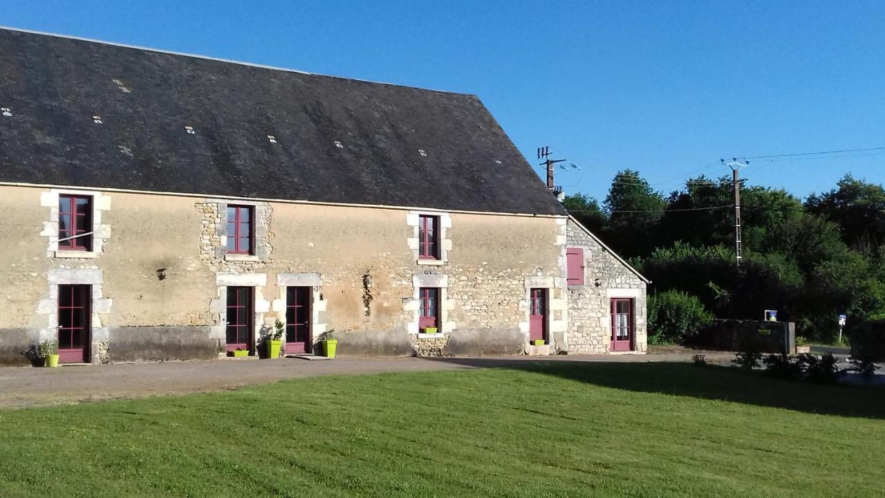 Domaine De La Rue Bed & Breakfast La Berthenoux Bagian luar foto
